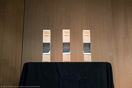 Les trophées attendent les lauréats. © Alban Hefti pour Strasbourg Eurométropole