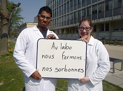 Rose-Marie Thiltges et Guillaume Lock, étudiants à la Faculté de chimie.
