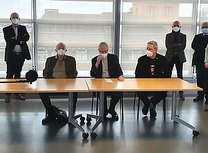 De gauche à droite : Jean-Marie Lehn, Jules Hoffmann et Jean-Pierre Sauvage. Photo © Hôpitaux universitaires de Strasbourg