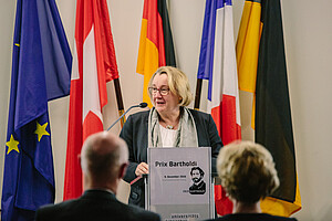 Theresia Bauer, Ministre de la science, de la recherche et des arts du land de Bade-Wurtemberg prononce le discours de remise du prix - Crédit photo : Sandra Meyndt